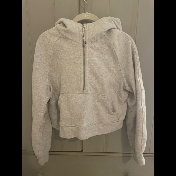 lululemon athletica Tops - Lululemon pullover sweatshirt